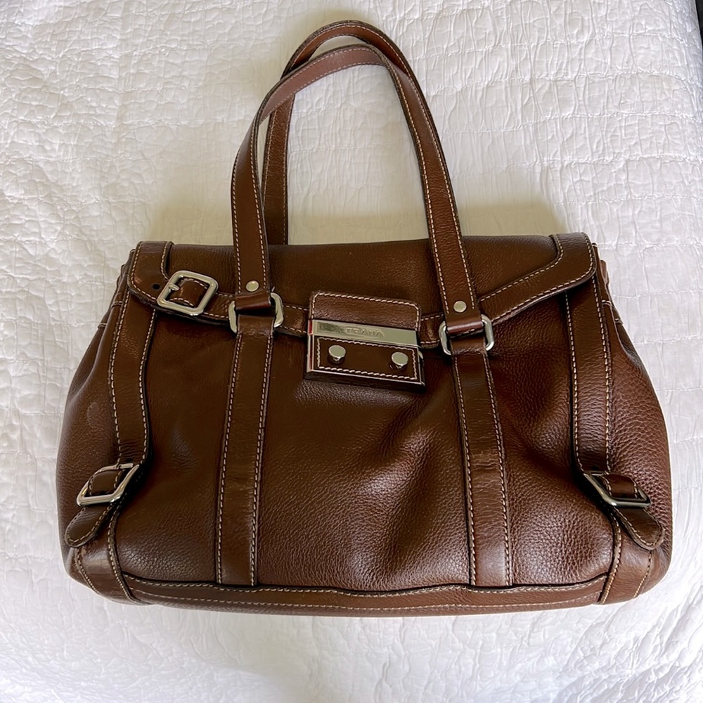 Authentic Prada Totebag - Picture 2 of 4
